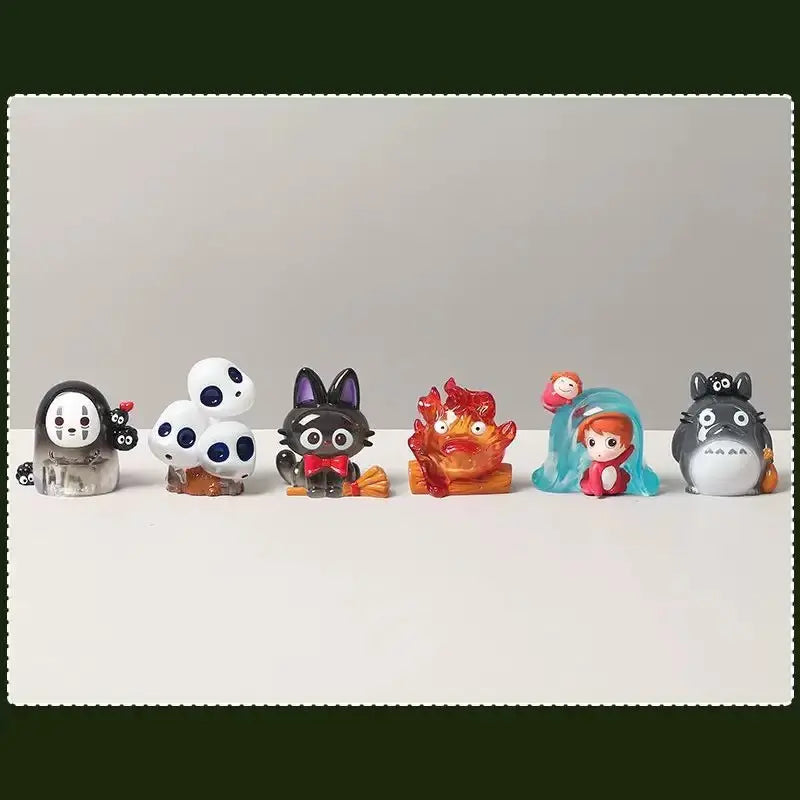 Random Studio Ghibli Blind Box, Sealed Hobby Box, Collectible Box, Collectible Item, Creative Resin Glow-In-The-Dark Ornament, Perfect Gift for Friends, Ideal for Holidays