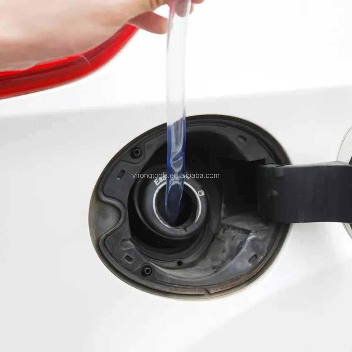 Manual Fluid Siphon Pump with Two 81.3cm Hoses