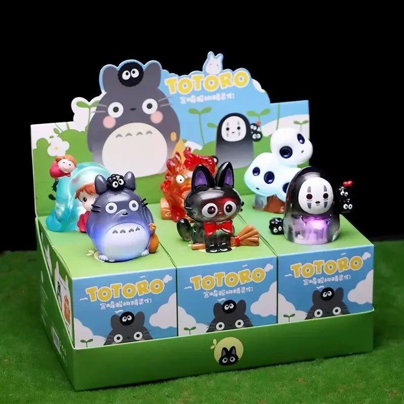 Random Studio Ghibli Blind Box, Sealed Hobby Box, Collectible Box, Collectible Item, Creative Resin Glow-In-The-Dark Ornament, Perfect Gift for Friends, Ideal for Holidays